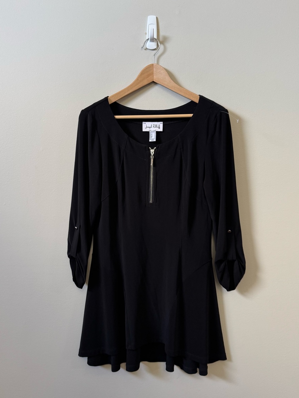 Joseph Ribkoff black front half zip 3/4 roll sleeve tunic top 💜